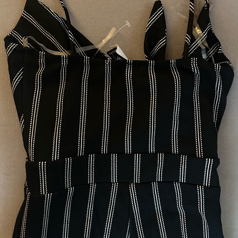 Windsor Black and White Wide Leg Jumpsuit - Picture 4 of 4